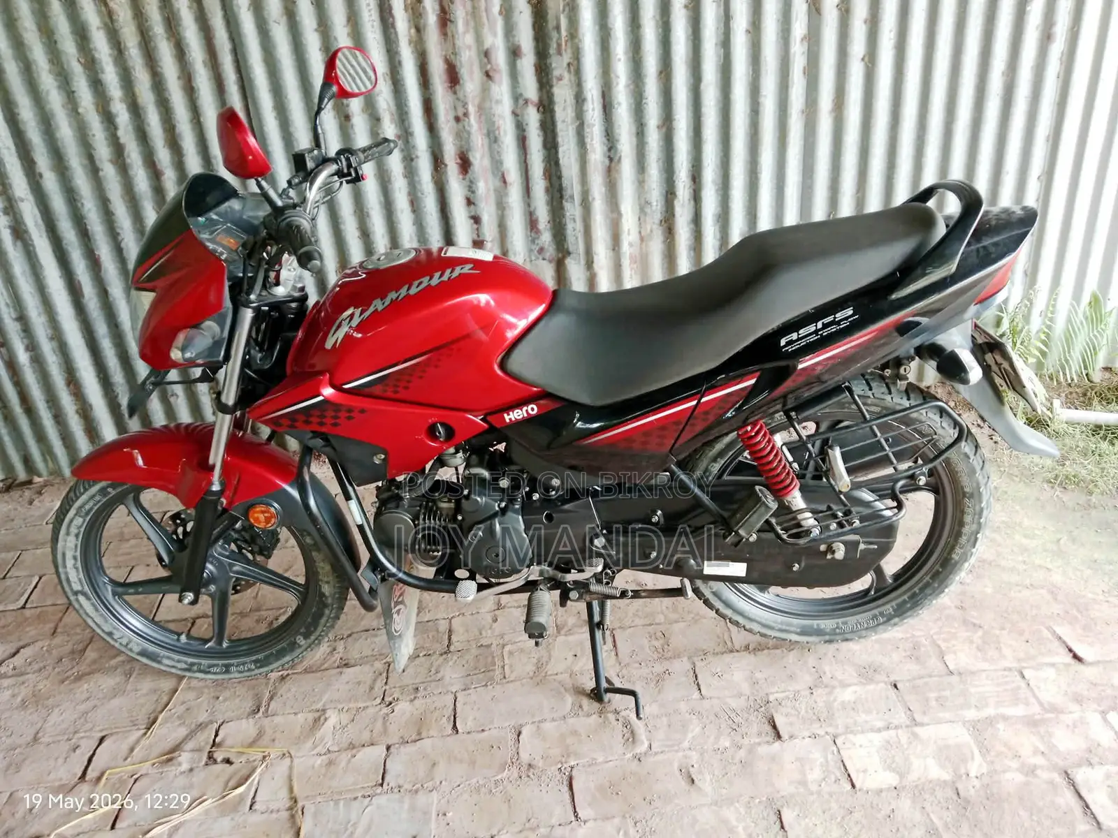 Hero Glamour 2022 Red