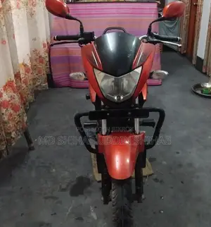 Hero Glamour 2018 Red