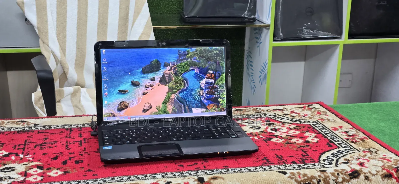 Laptop Toshiba Satellite C855 4GB Intel Core i5 HDD 500GB