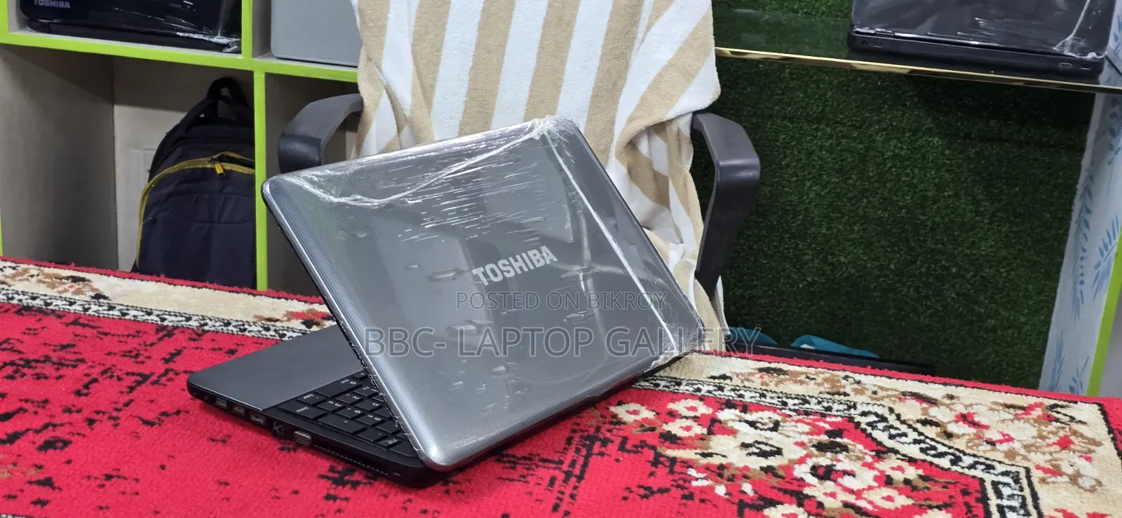 Laptop Toshiba Satellite C855 4GB Intel Core i5 HDD 500GB