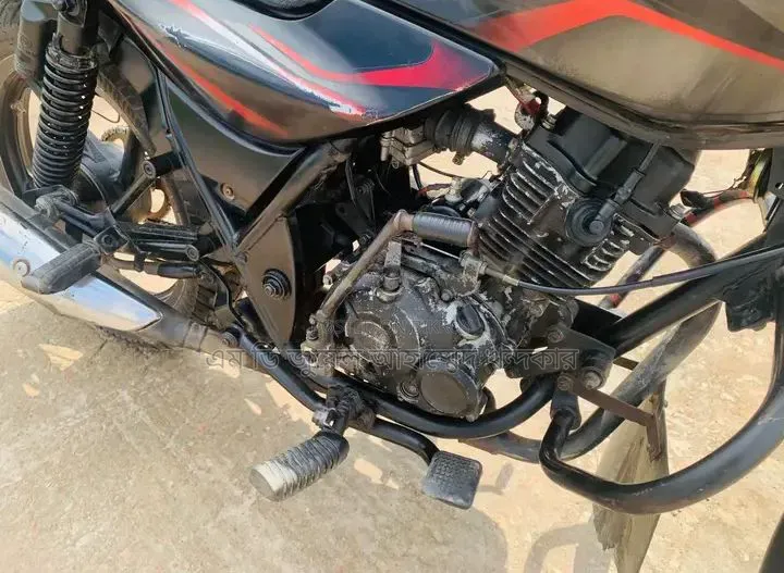 Bajaj Discover 150 2015 Black