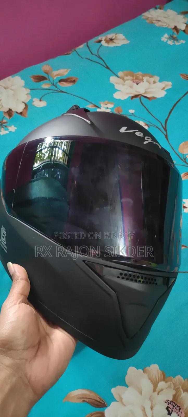 VEGA Helmet