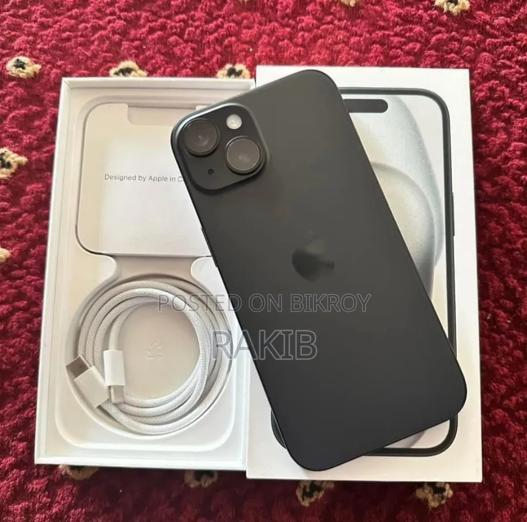New Apple iPhone 15 128 GB Black