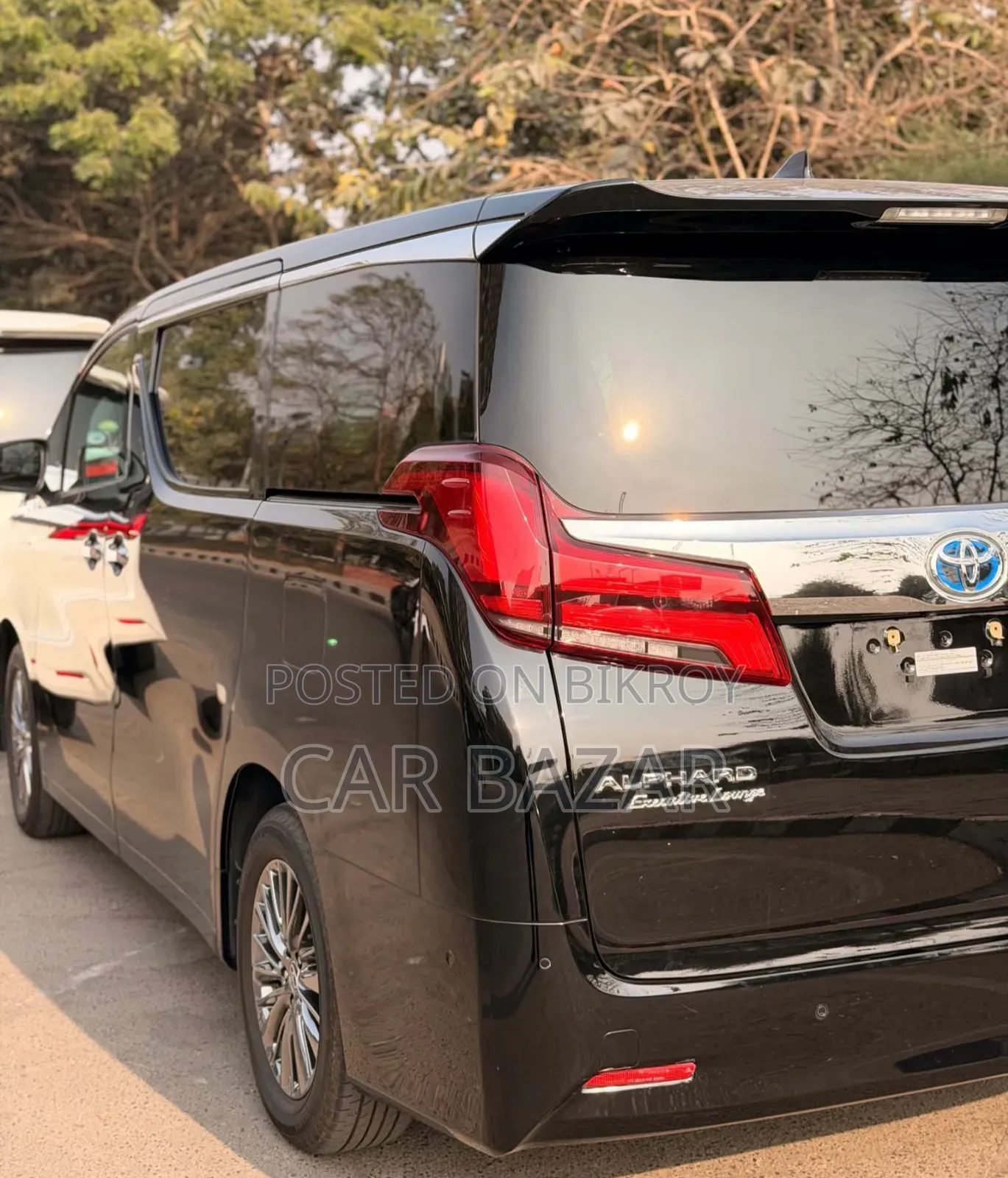 Toyota Alphard 2.5 Hybrid AWD 2021 Black