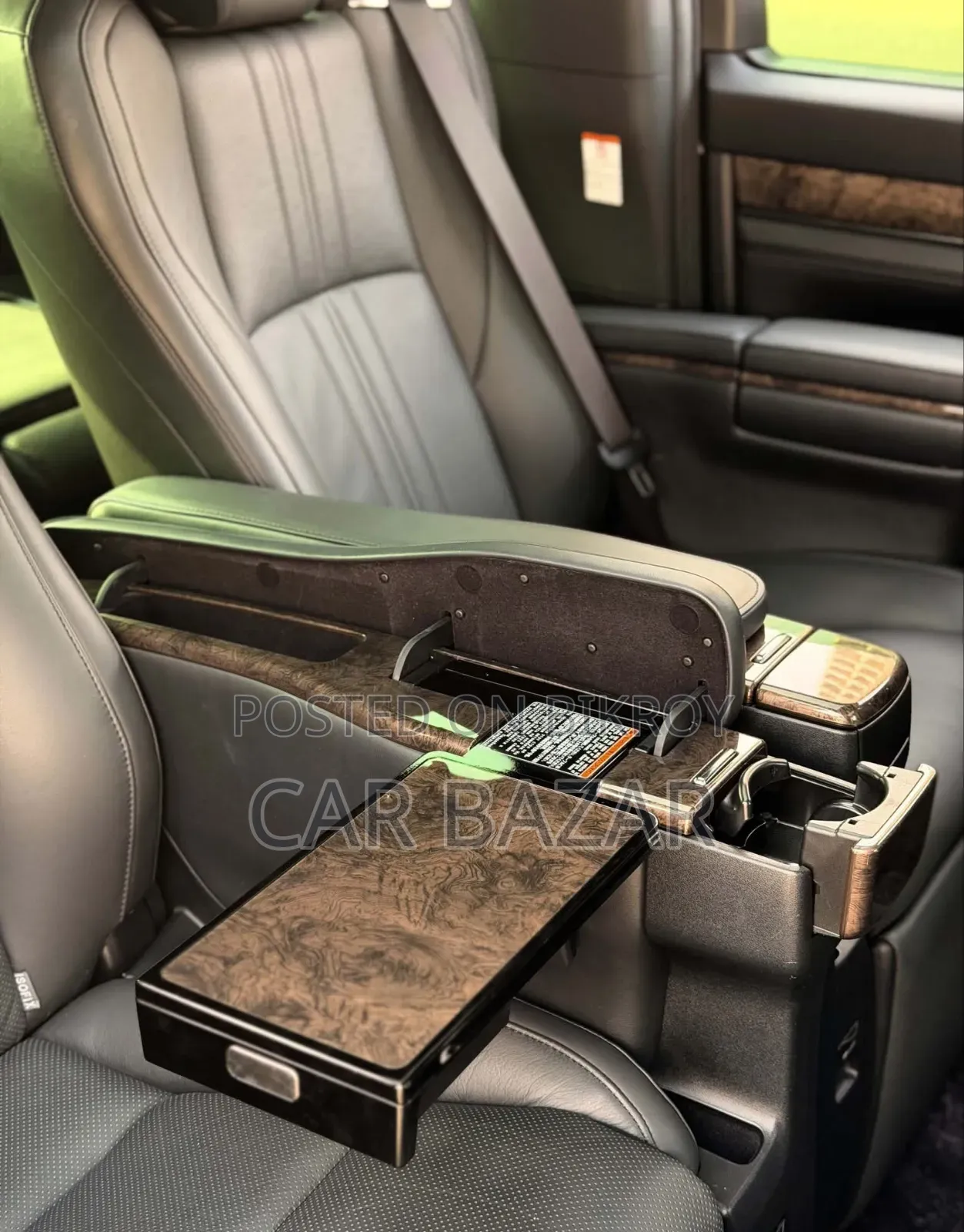 Toyota Alphard 2.5 Hybrid AWD 2021 Black