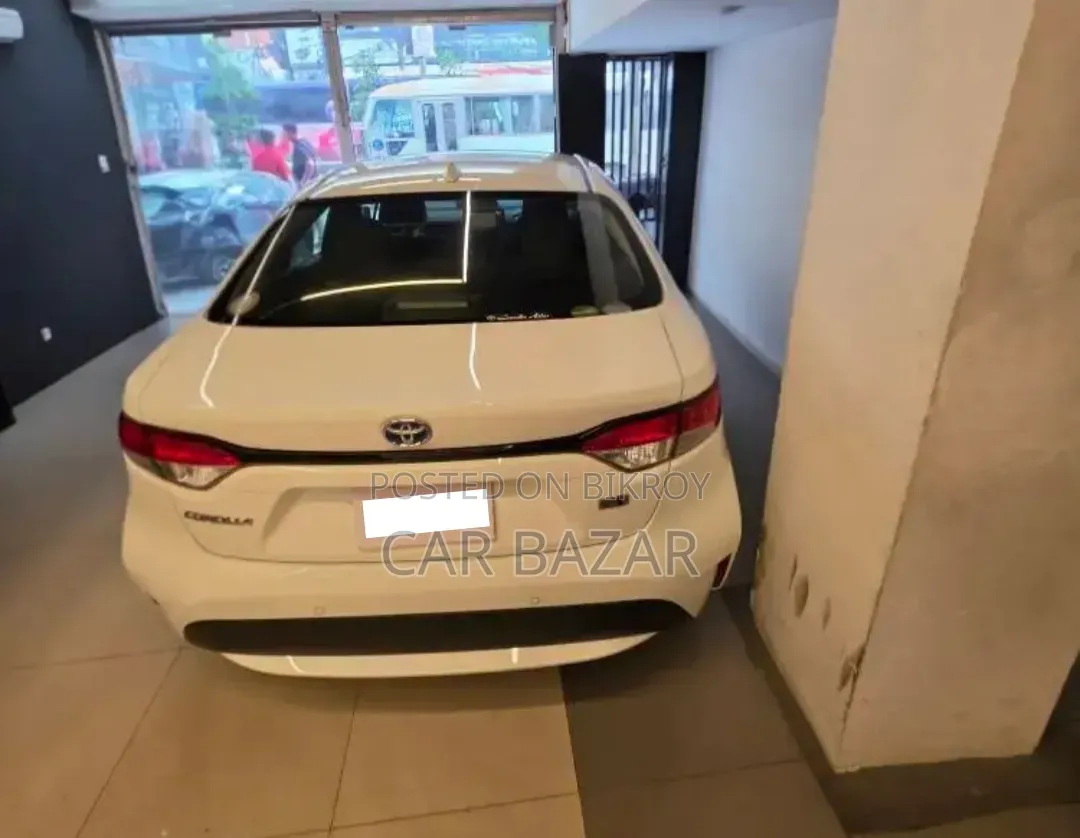 Toyota Corolla Touring G-X 2020 White