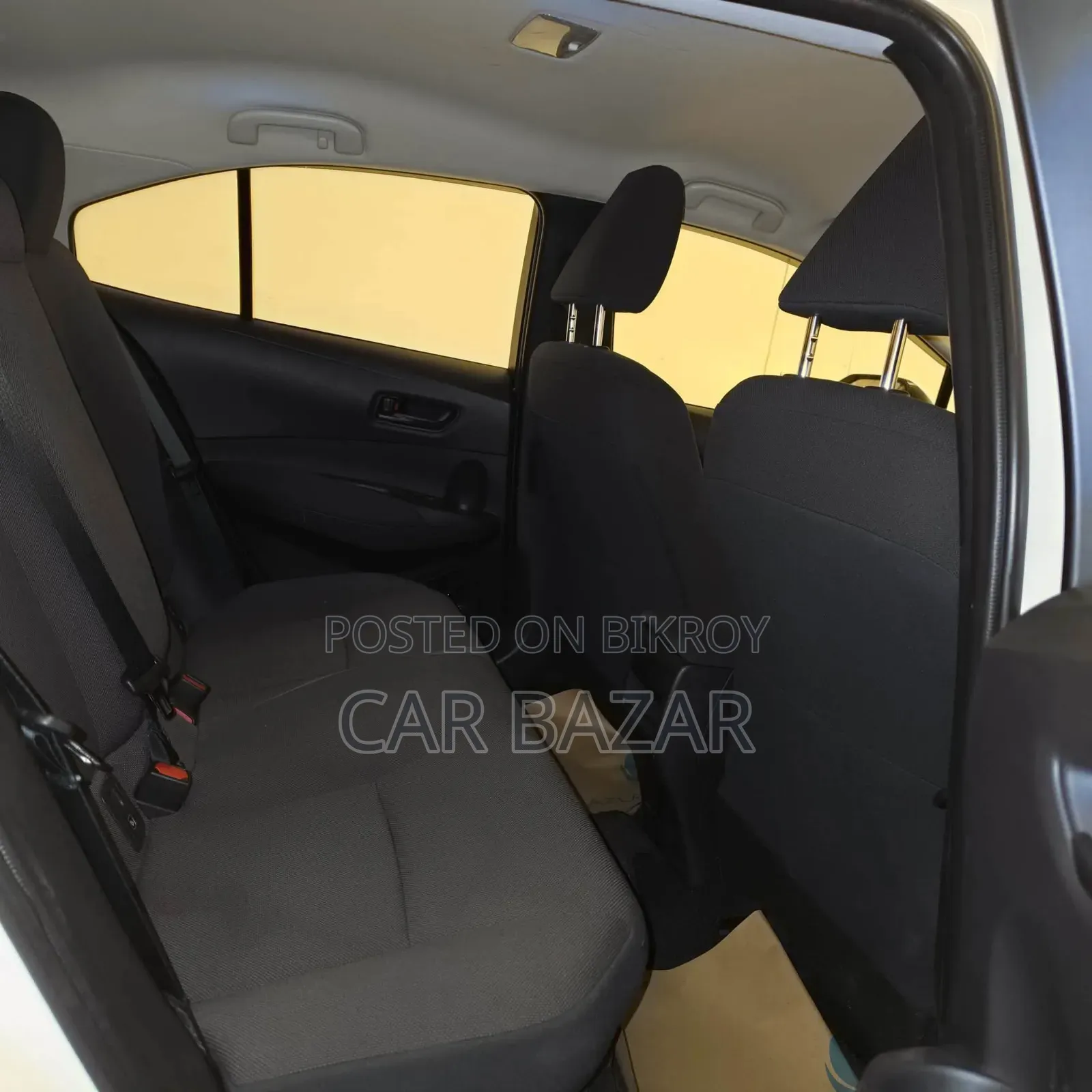 Toyota Corolla Touring G-X 2020 White