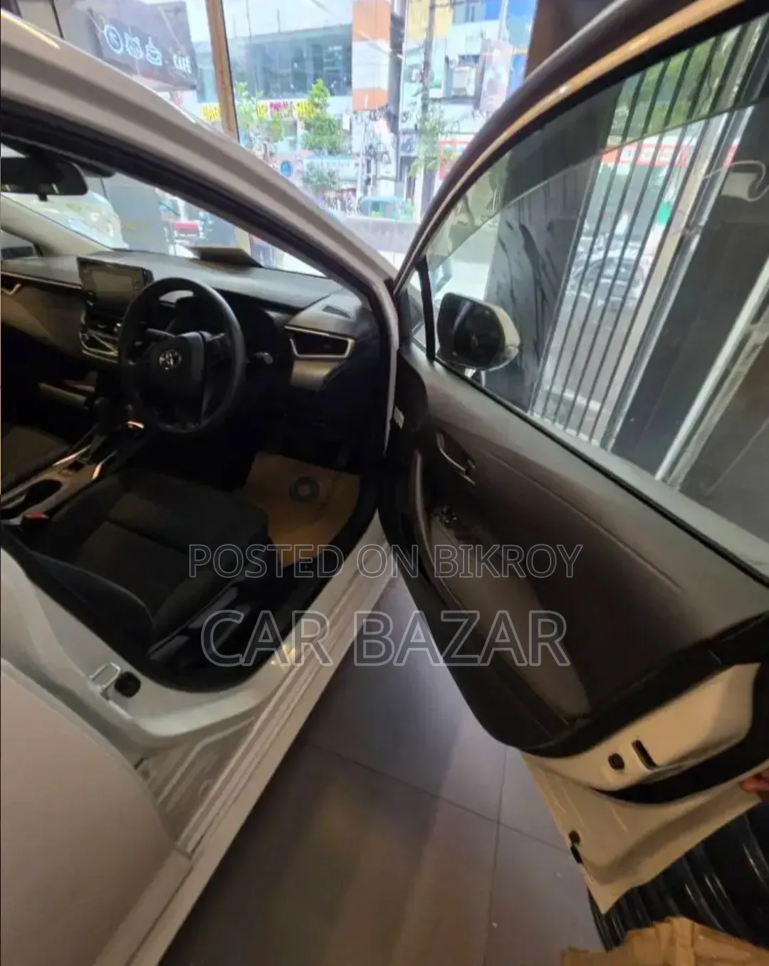 Toyota Corolla Touring G-X 2020 White