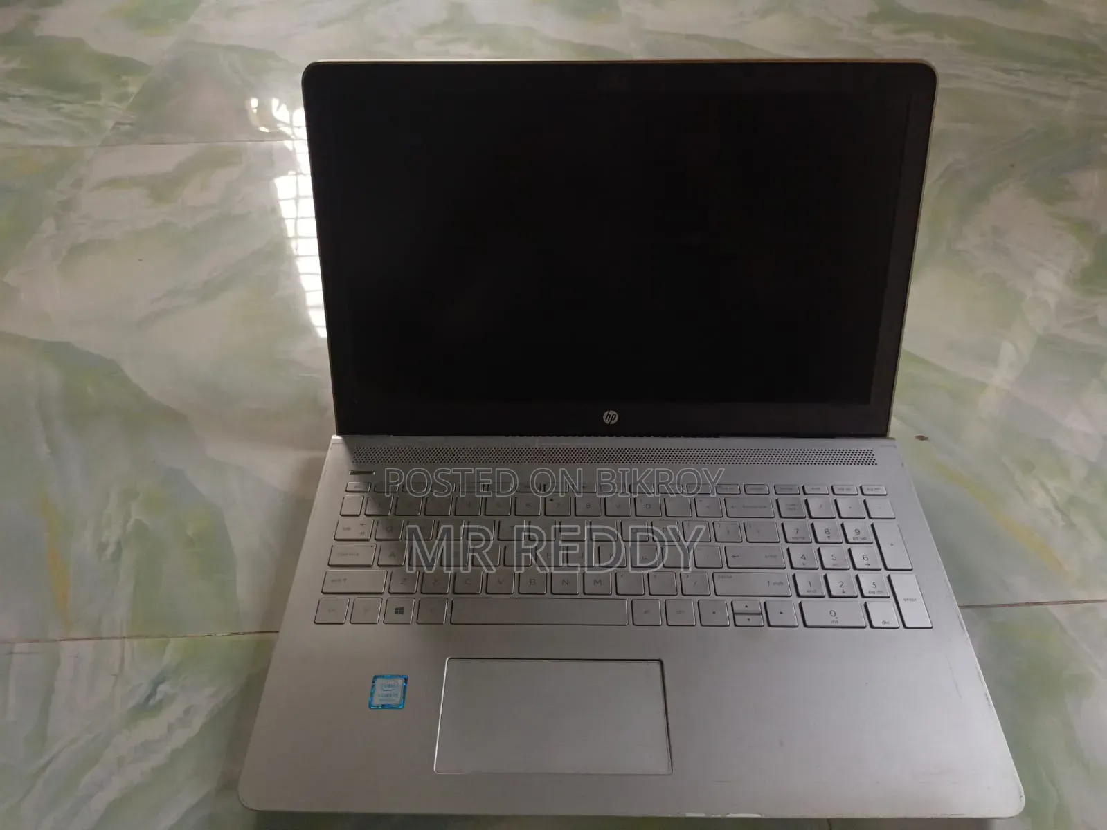 Laptop HP 15-da3007nia 8GB Intel Core i5 SSD 256GB