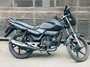 Runner Bullet 100 2017 Black