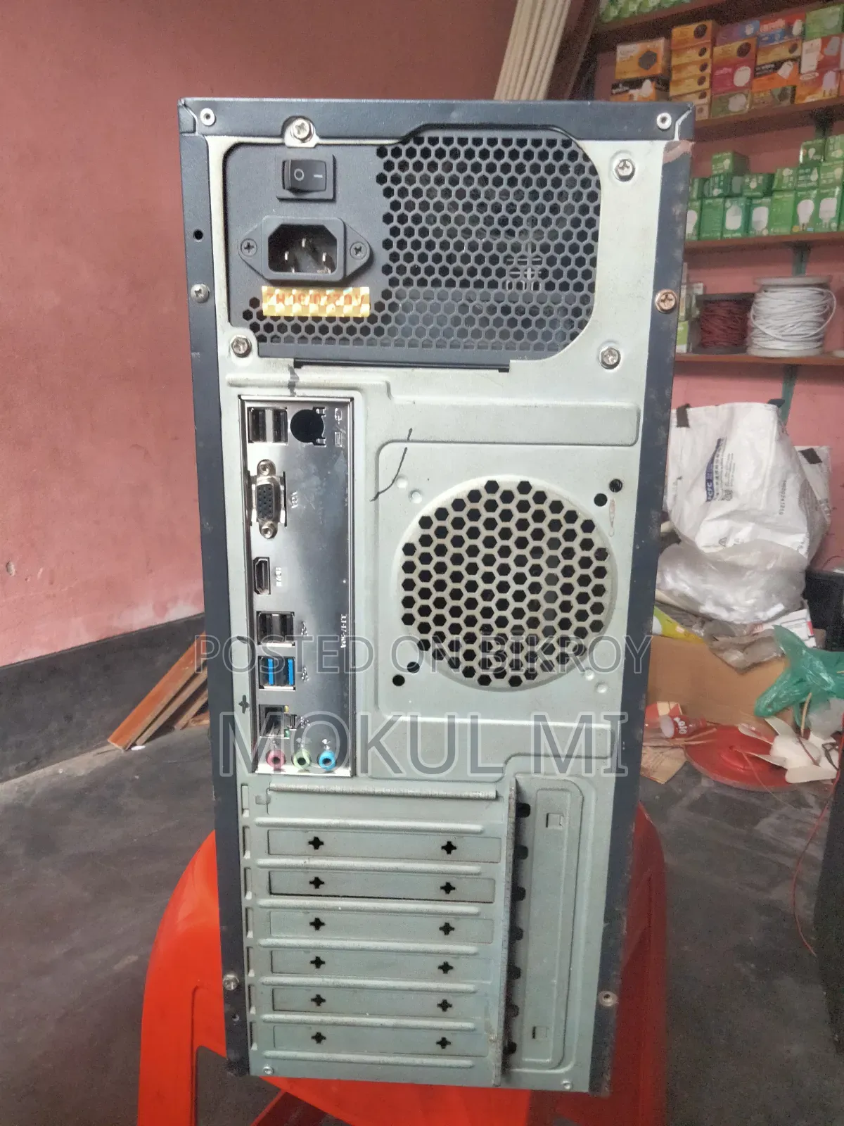 Desktop Computer 8GB Intel Core i3 SSD 4T
