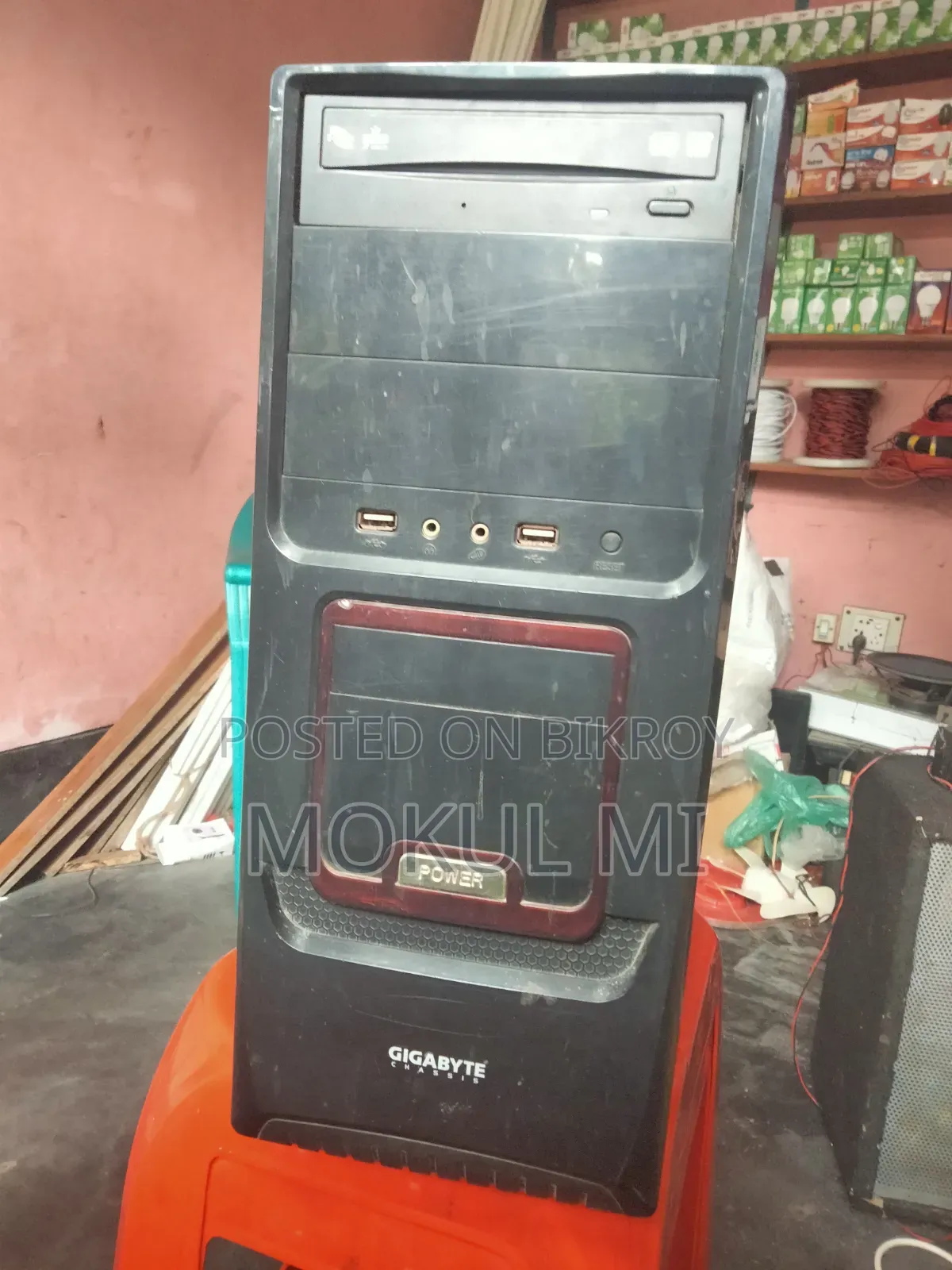 Desktop Computer 8GB Intel Core i3 SSD 4T