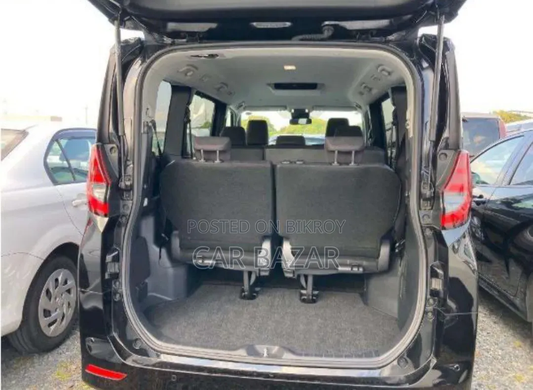 Toyota Noah 2022 Black
