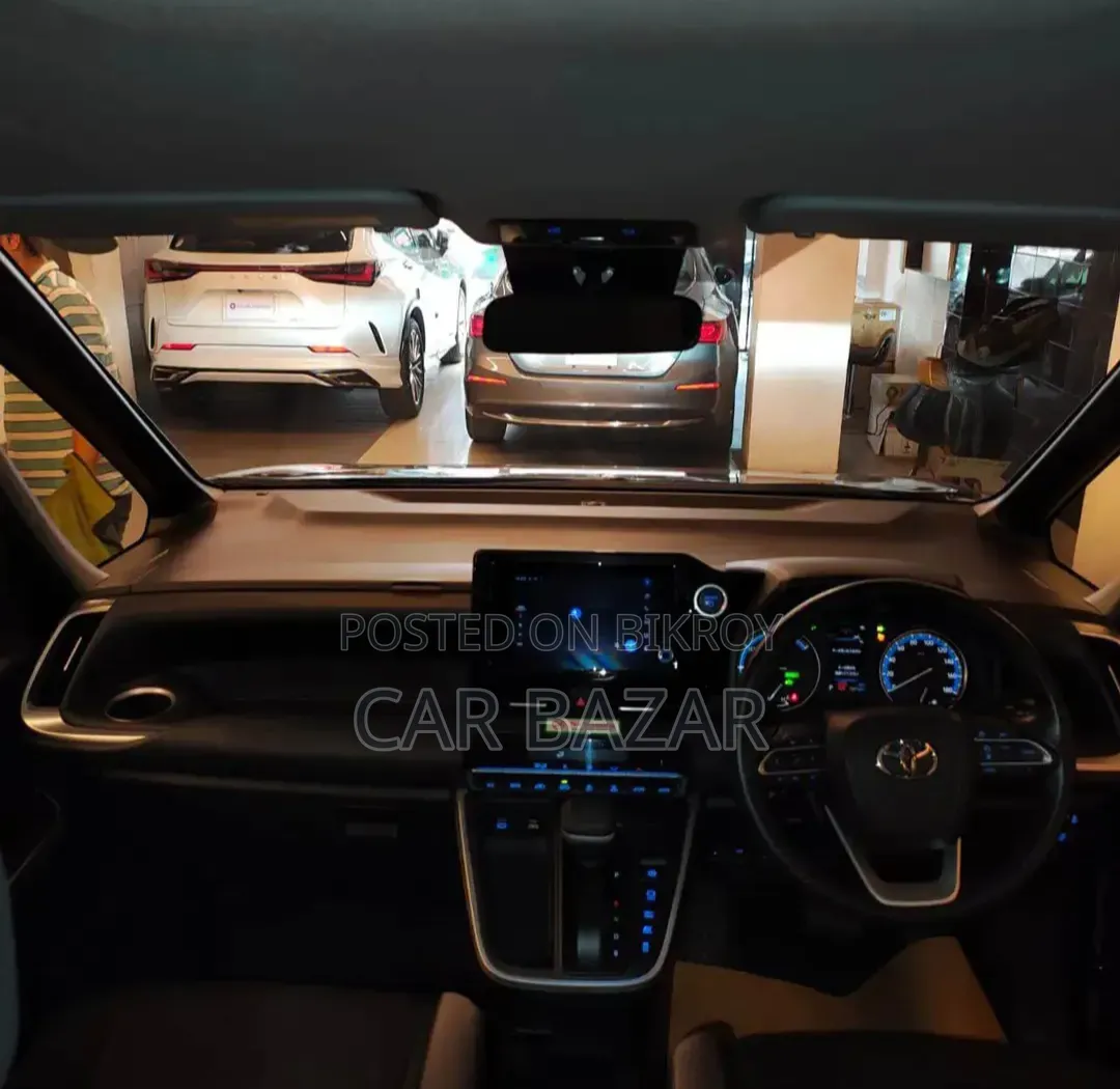 Toyota Noah 2022 Black