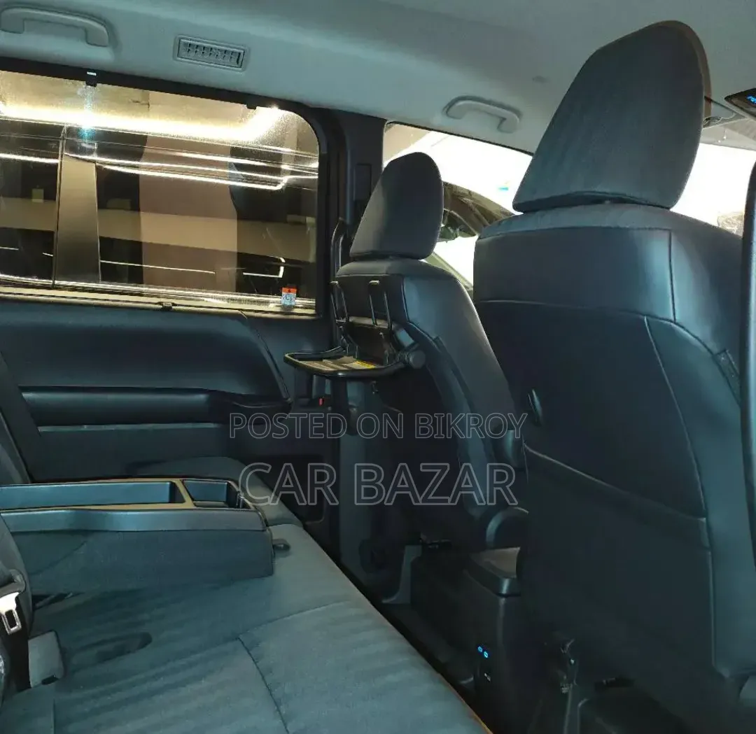 Toyota Noah 2022 Black