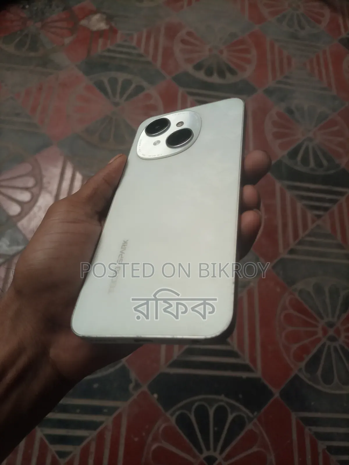 Tecno Spark Go 2 64 GB Silver