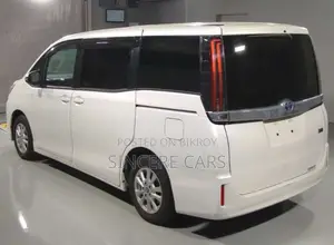 Toyota Noah 2021 Pearl