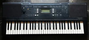 Yamaha PSR E343