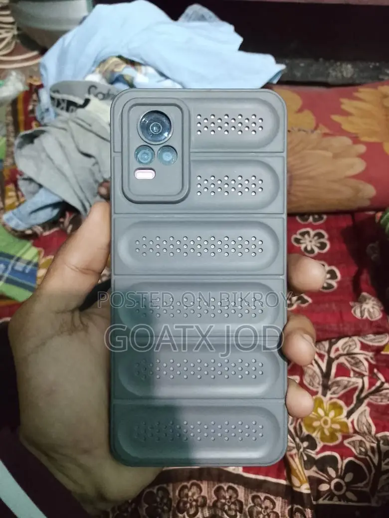 Vivo V21e 128 GB Blue