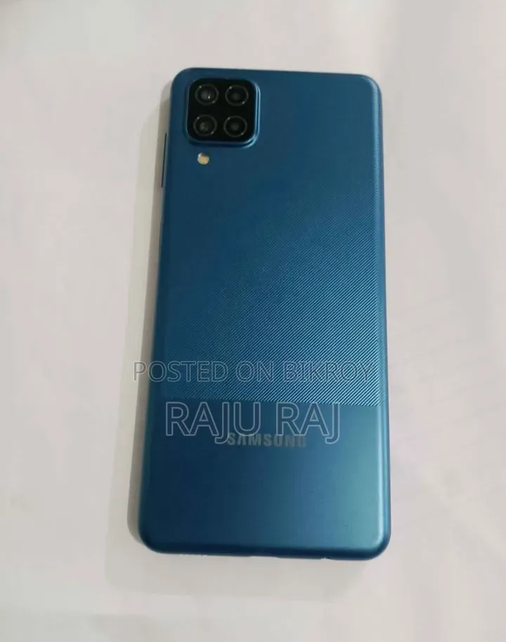 Samsung Galaxy A12 64 GB Blue