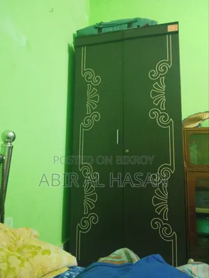 একটি আলমারি বিক্রি করা হবে। রিগাল বোর্ড।  । দনাম্নার