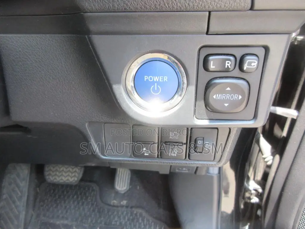 Toyota Axio 2021 Black