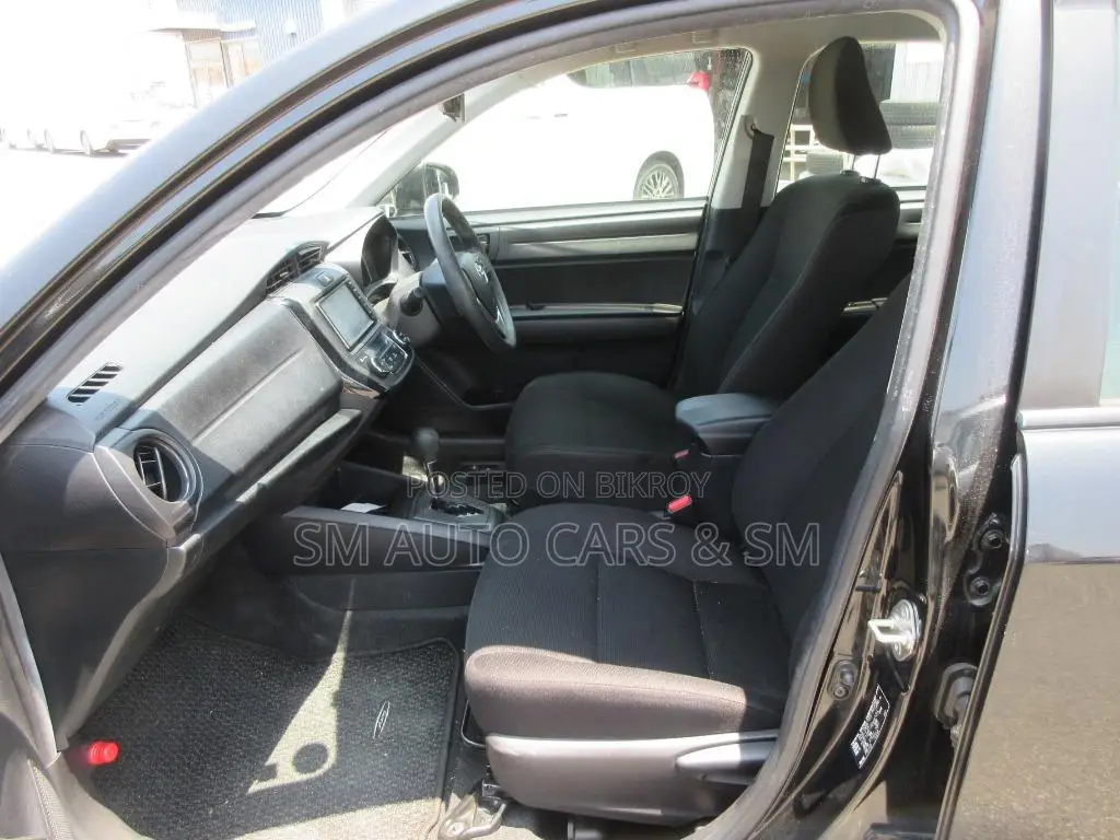 Toyota Axio 2021 Black