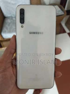 ফোন সেল ৬৪ জিবি সাদা