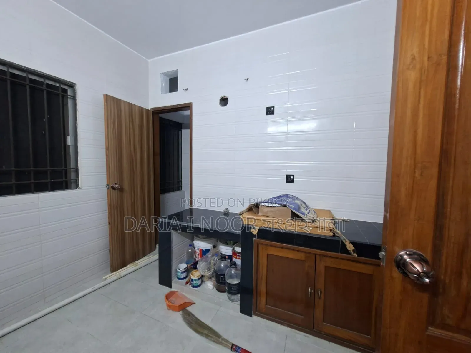 4bdrm Apartment in December 3, Gulshan for sale