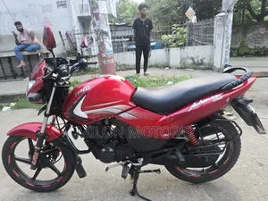 Hero Hunter 150 2019 Red