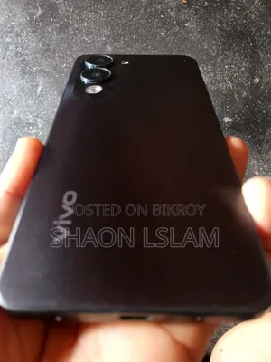 Vivo Y04 64 GB Black
