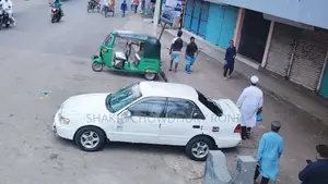 Toyota Corolla 2000 White