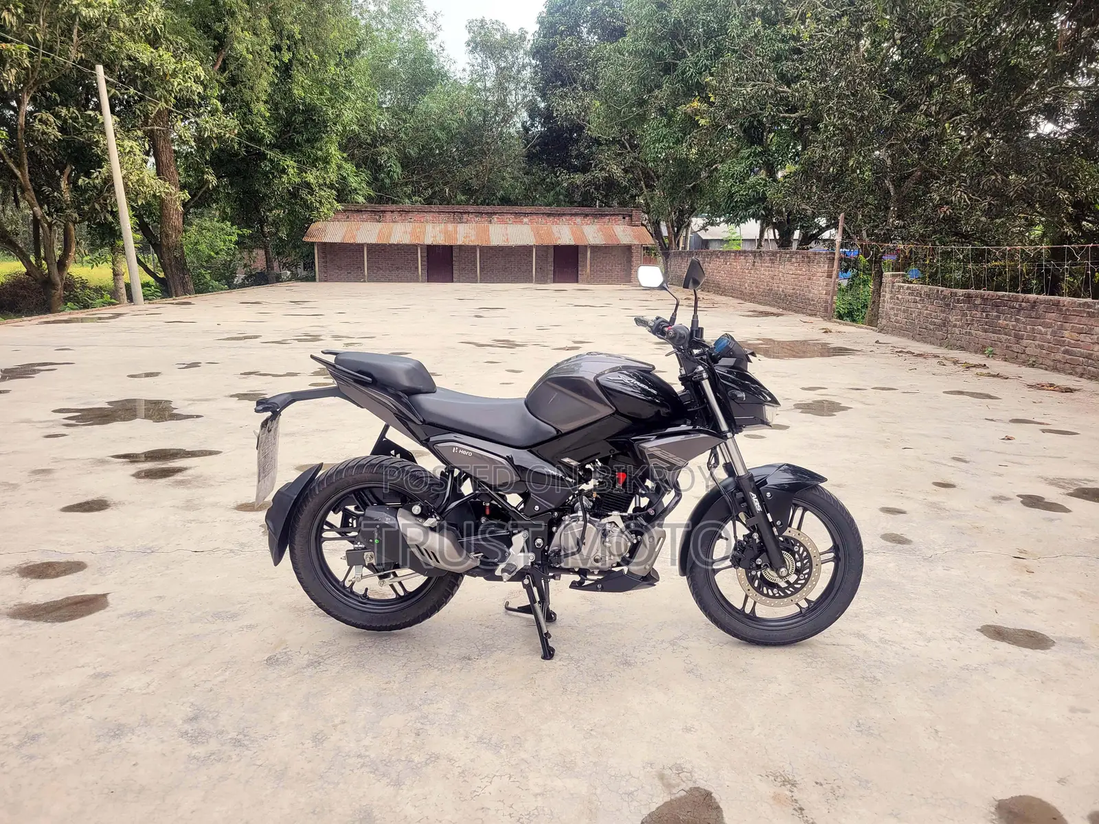 Hero Xtreme 125R 2025 Black