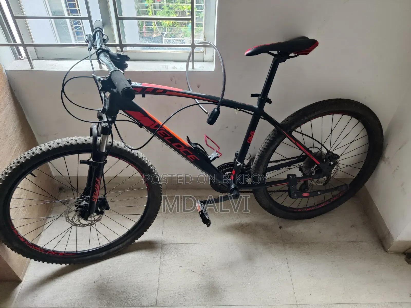Cycle VELOCE 606 With OIL BREAK