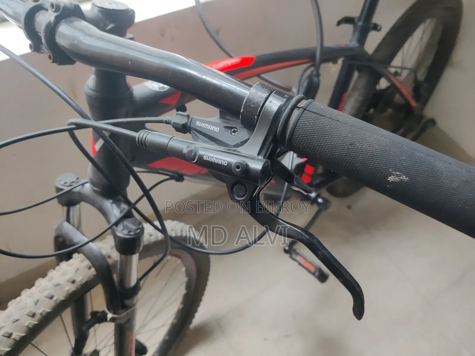 Cycle VELOCE 606 With OIL BREAK