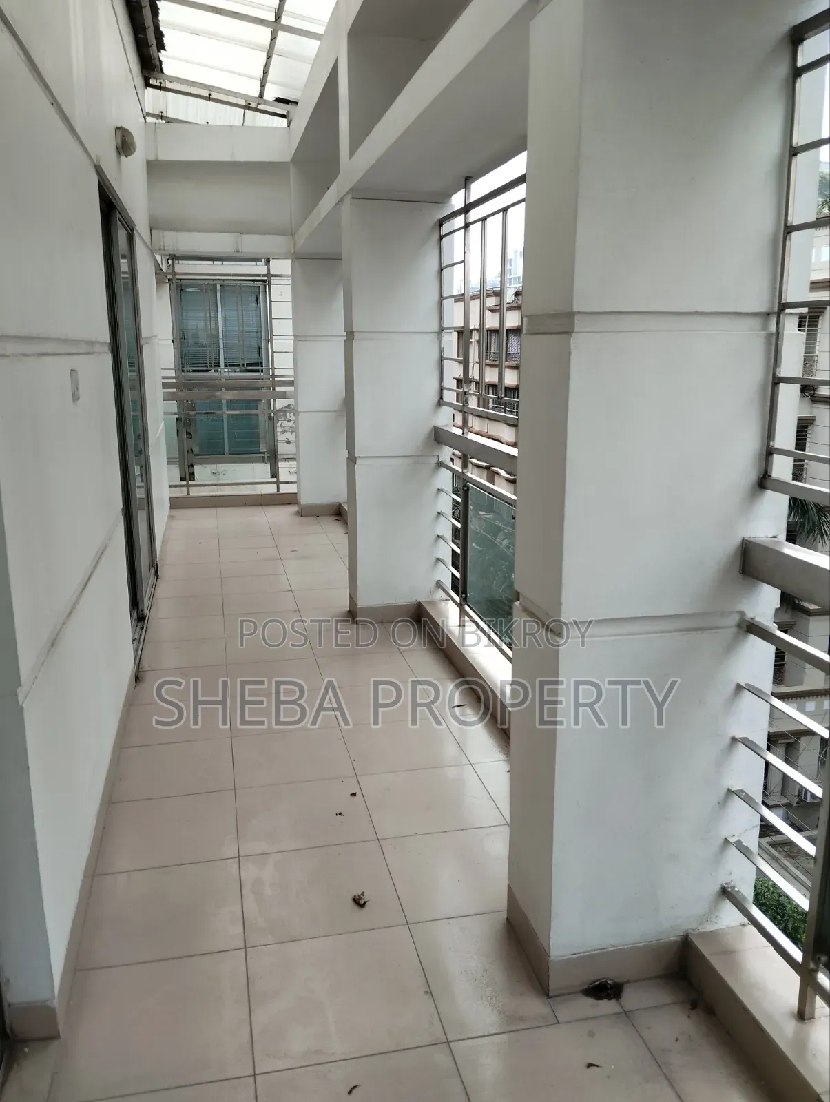 গুলশানে অগ্রিম ভাড়ার জন্য ৪ বেডরুমের অ্যাপার্টমেন্ট