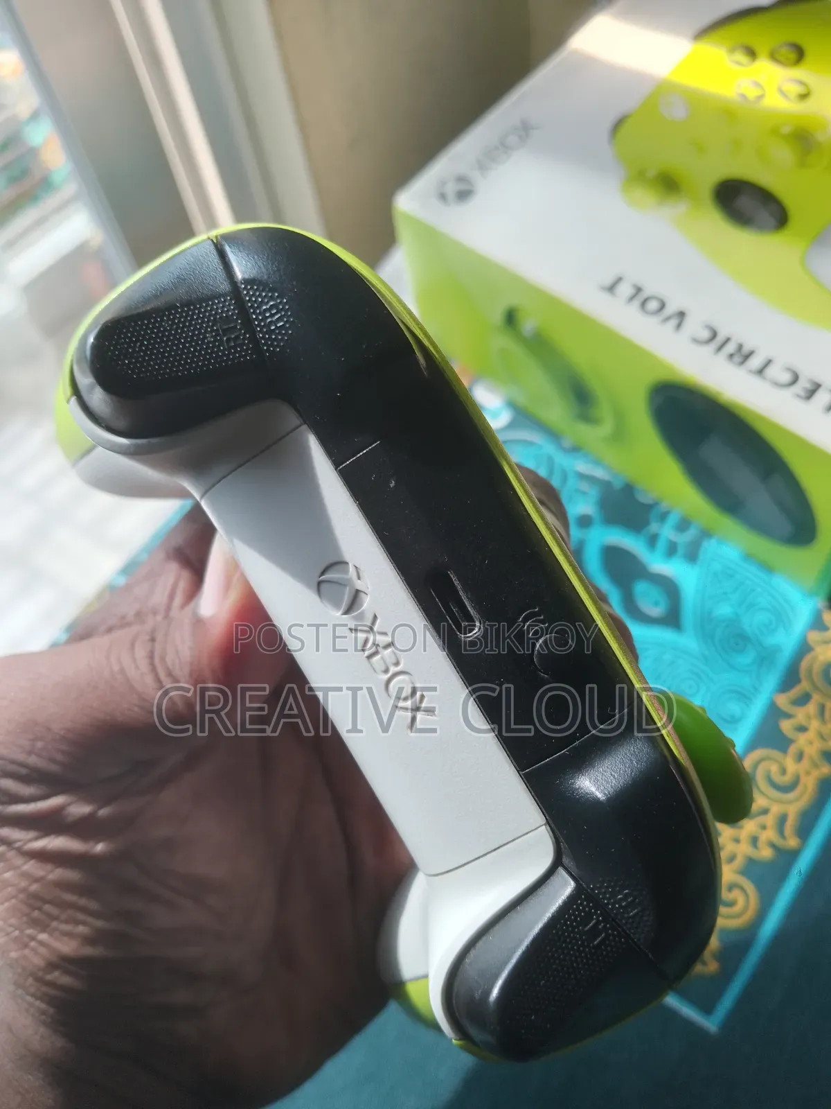 Xbox Electric Volt Controller