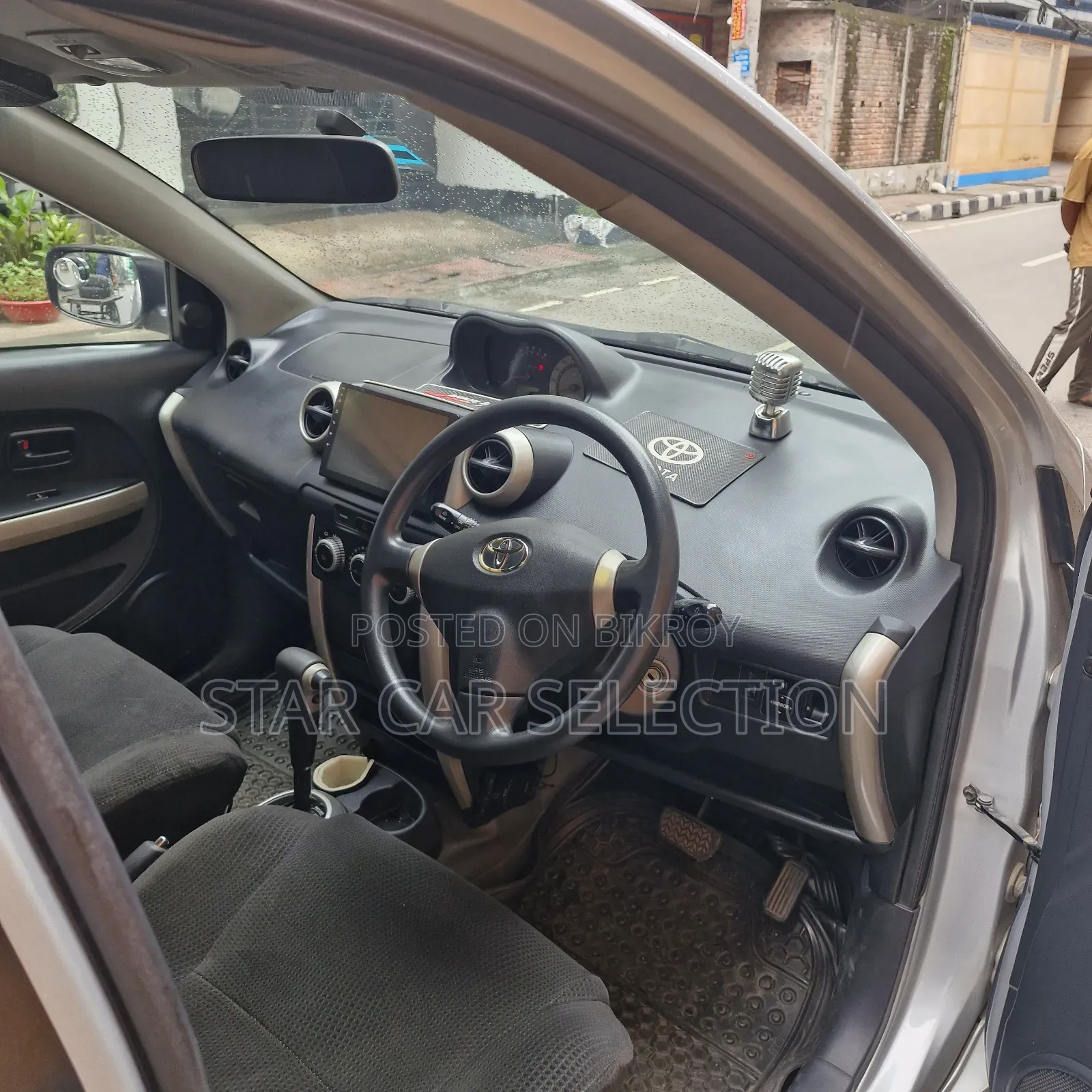 Toyota IST 2007 Silver