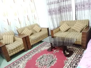 অরিজিনাল কানাডিয়ান ওক কাঠের পাচ সিটের সোফা সাথে সেন্টার টেবিল
