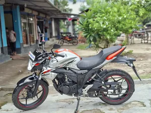 Suzuki Gixxer 2026 Orange