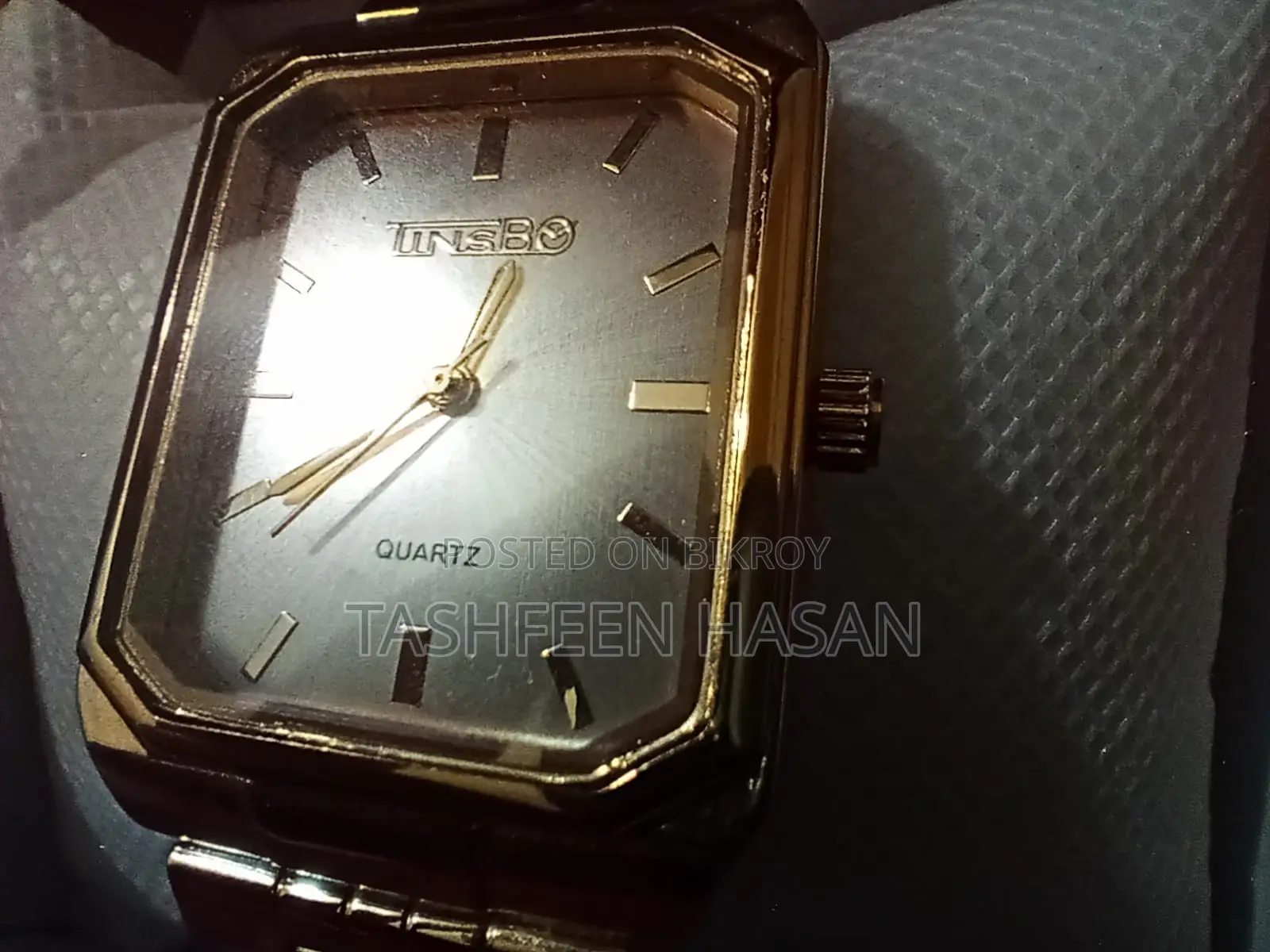 Rarely Used New Gold Quartz Watch (Imported From Dubai)