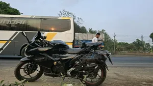 Suzuki 2021 Black