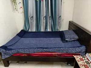 Bedroom Bed Queen Size 5/7