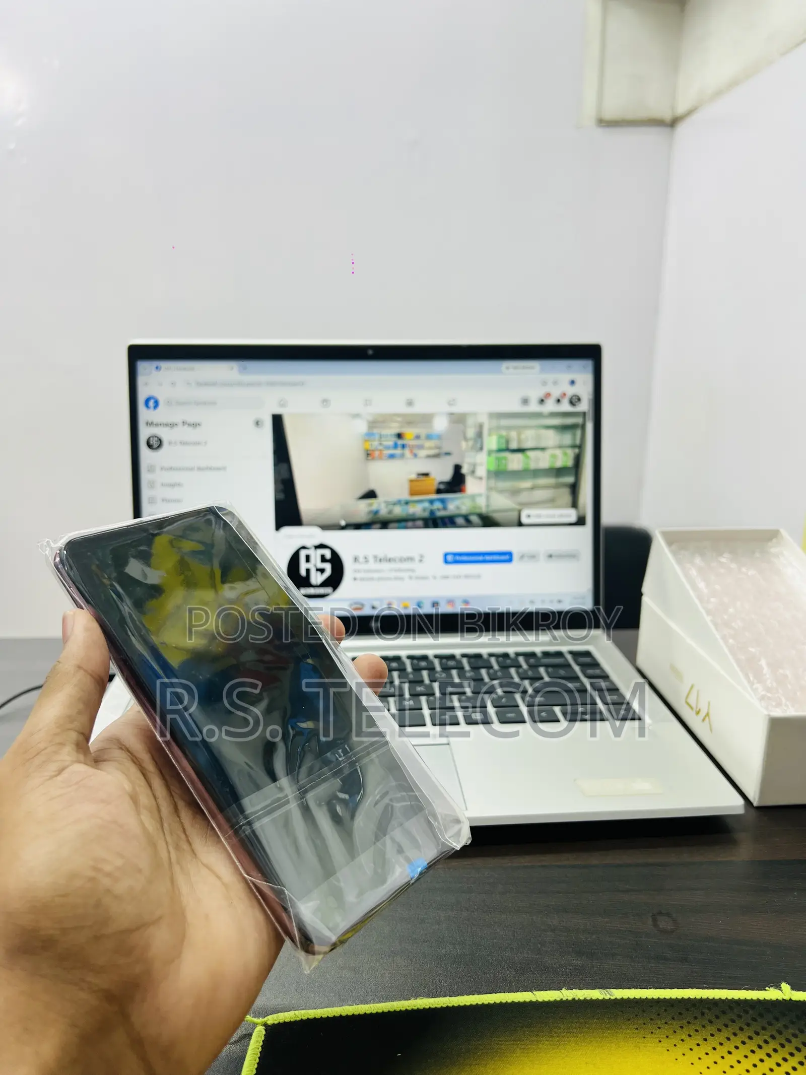 New Vivo Y17 256 GB Pink