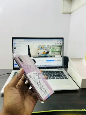 New Vivo Y17 256 GB Pink