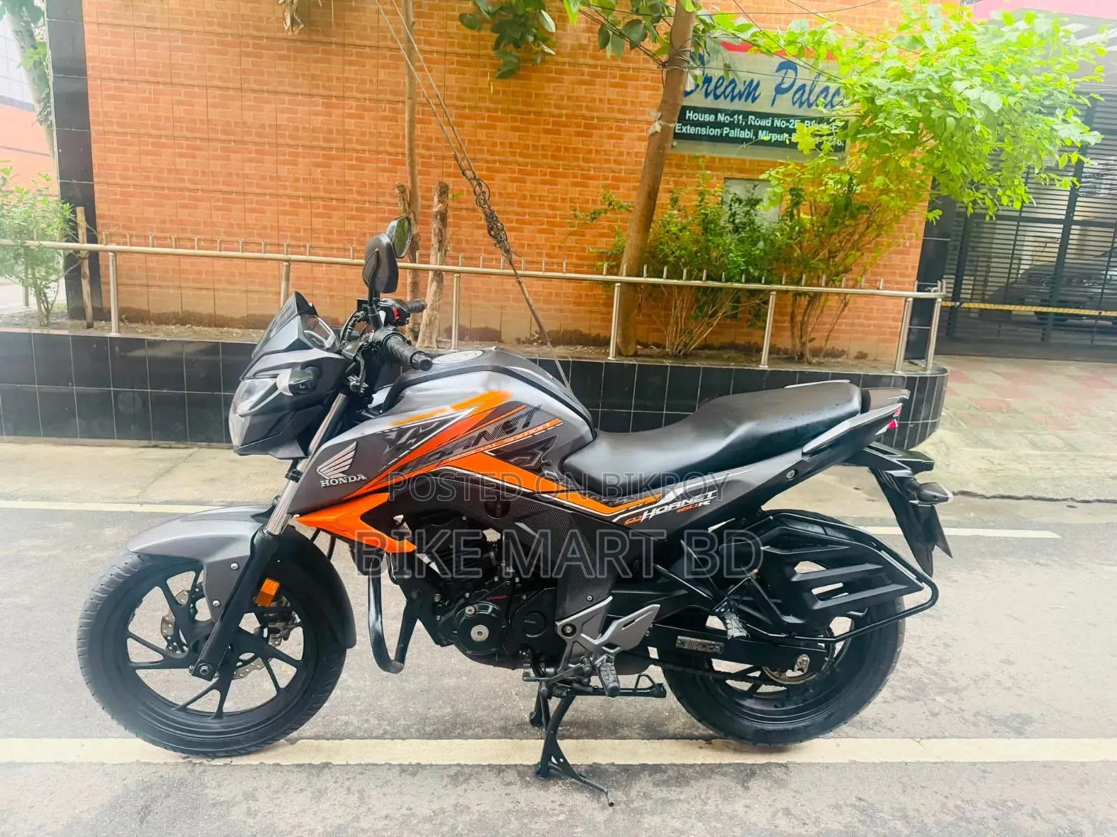 Honda Hornet 2021 Orange
