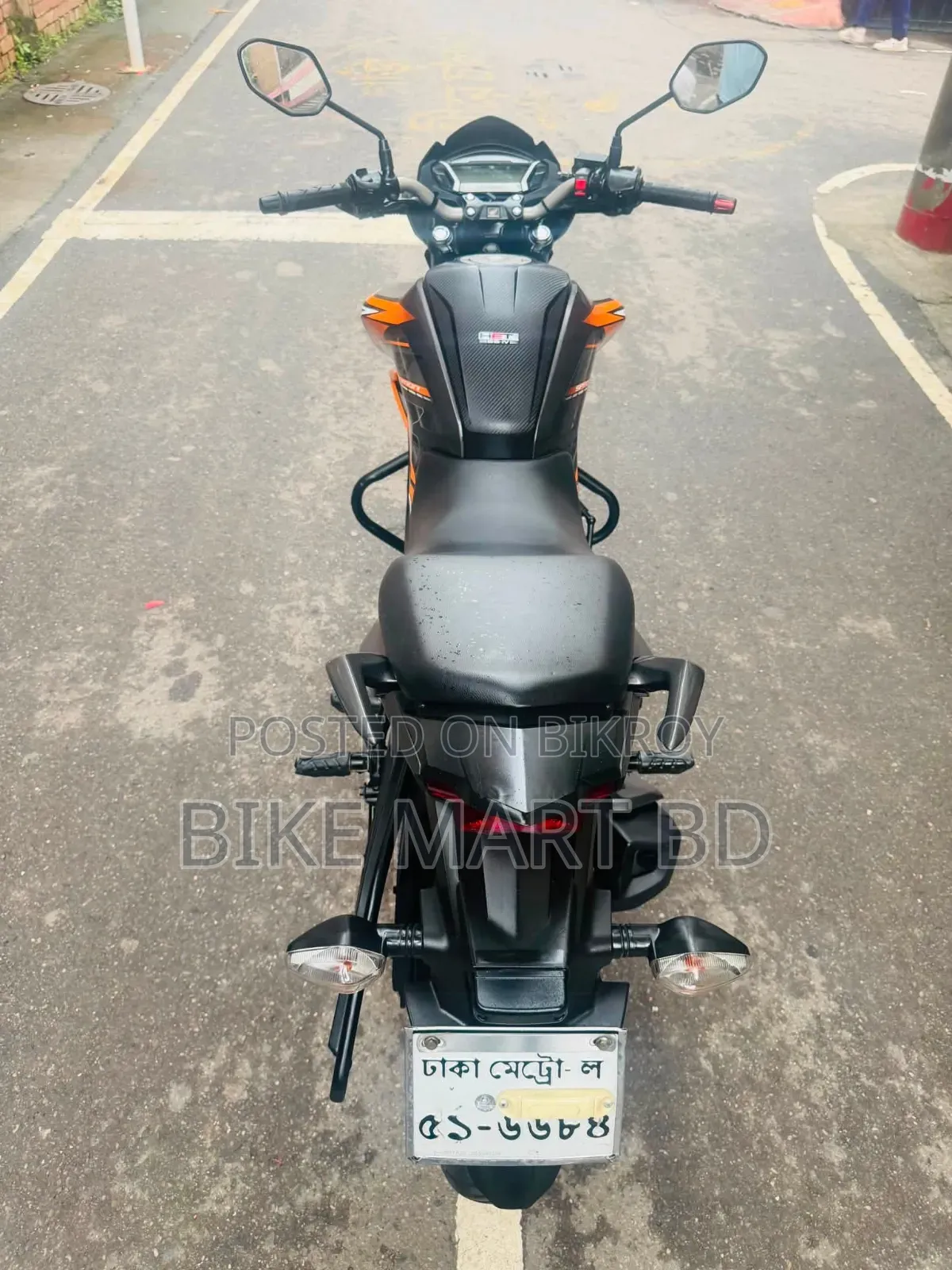 Honda Hornet 2021 Orange