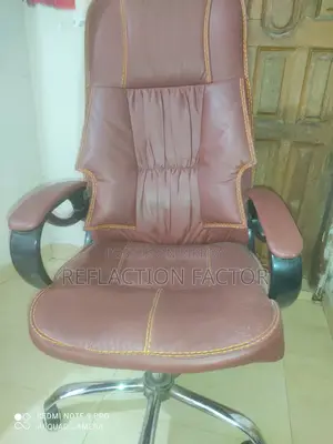 একটি চেয়ার বিক্রি হবে(Chair for Sell)