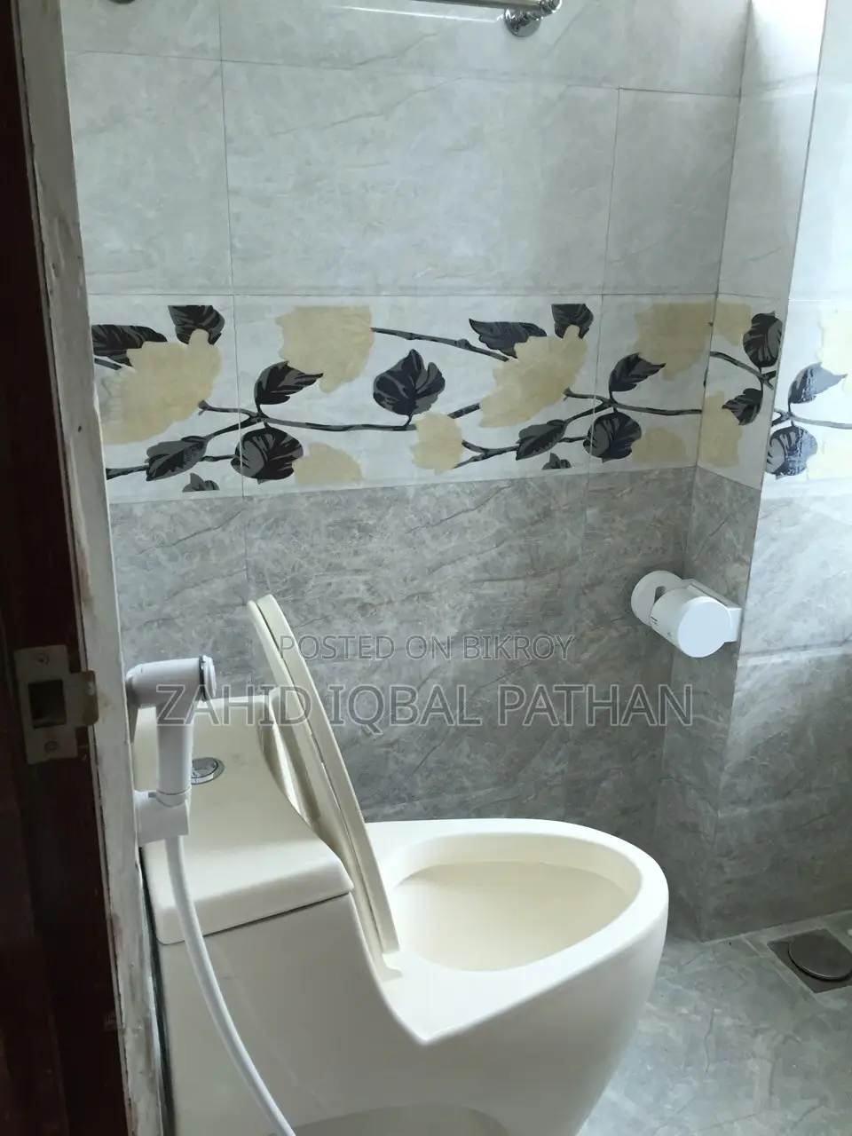 5 Bedroom Duplex in Dhaka Basundhara for rent