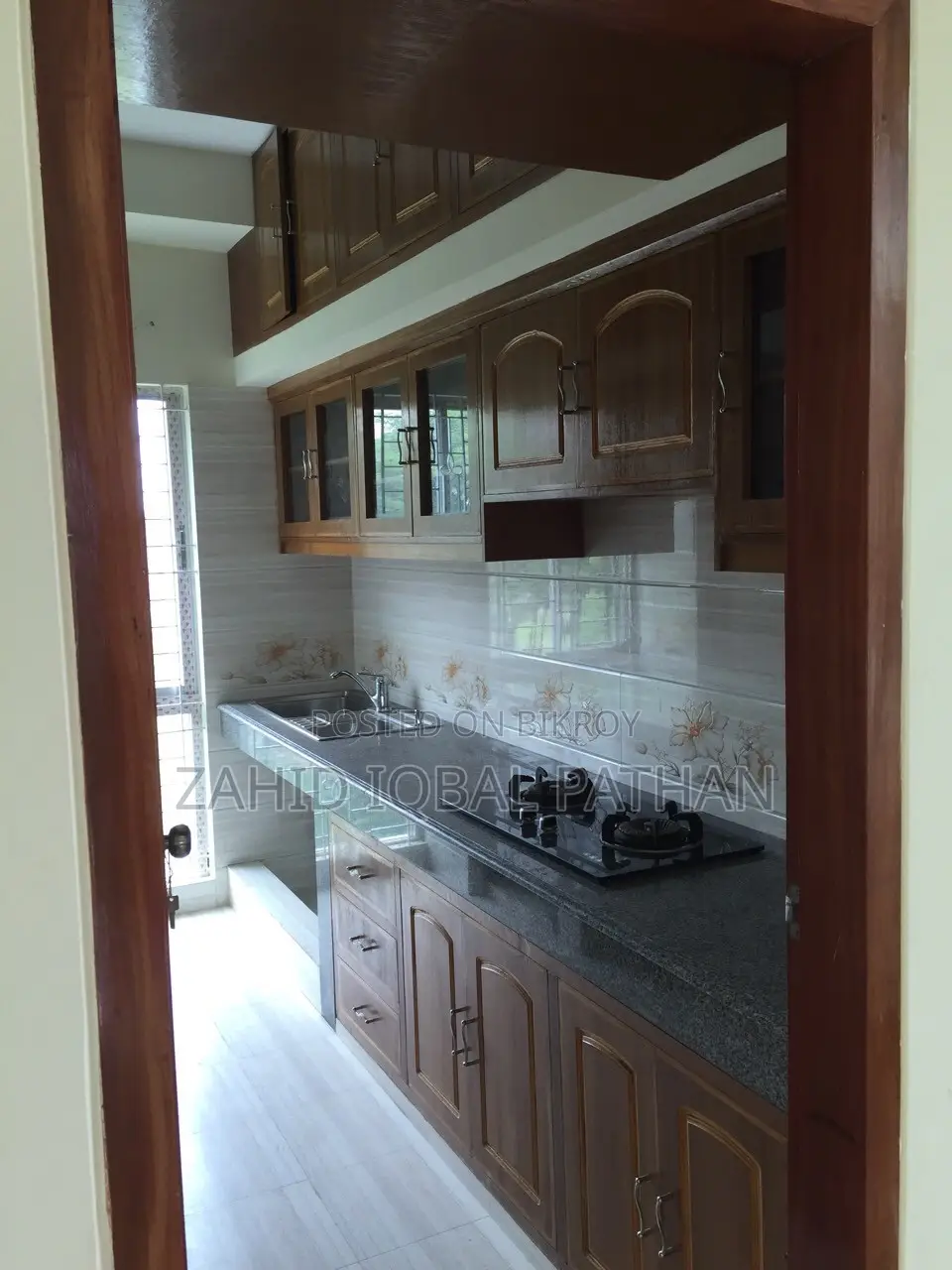 5 Bedroom Duplex in Dhaka Basundhara for rent